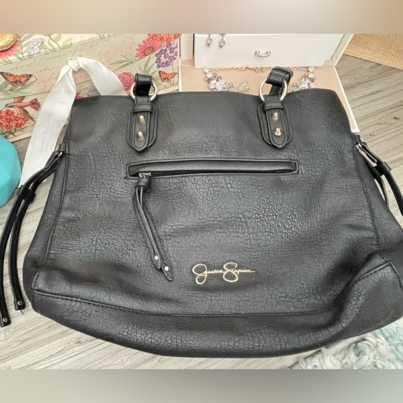 ✨🎁🖤Jessica Simpson Black Tote Bag🖤✨Good Preloved Condition - Picture 6 of 10